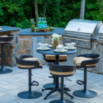 outdoor living space professional